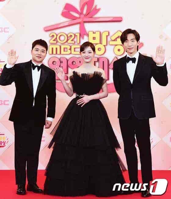 حفل MBC Entertainment Awards 2021 الحلقة 1 مترجمة